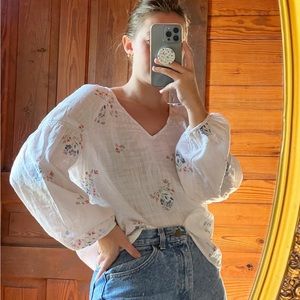 Women’s size medium floral long sleeve